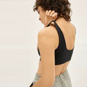 Everlane The Preform Bra NWT Black